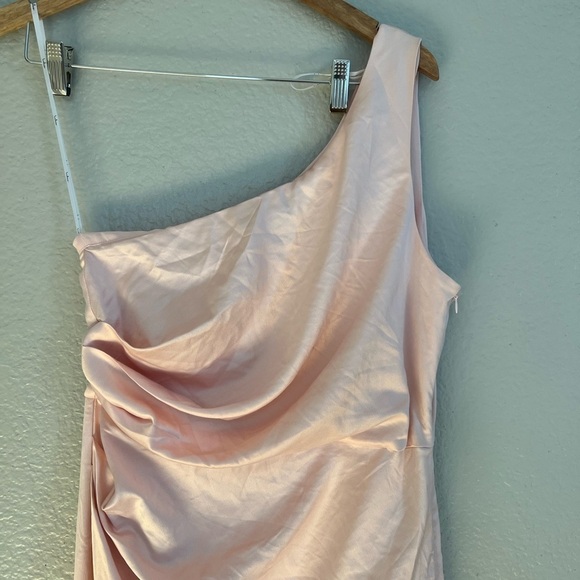 Blush Pink Satin One-Shoulder Maxi Dress - Picture 4 of 12